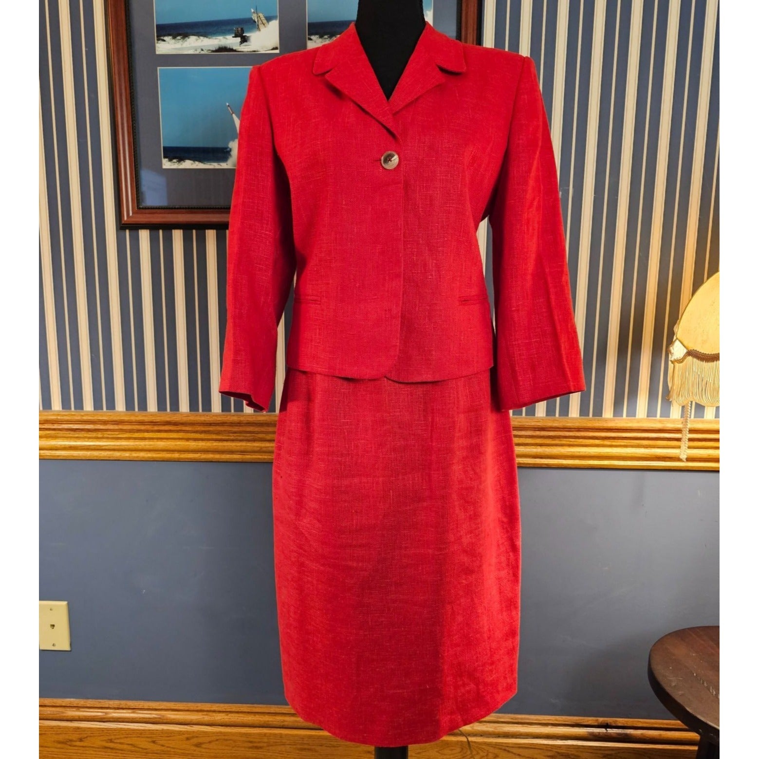 Harvé Benard Classic Linen Power Red Skirt Suit Size 12P