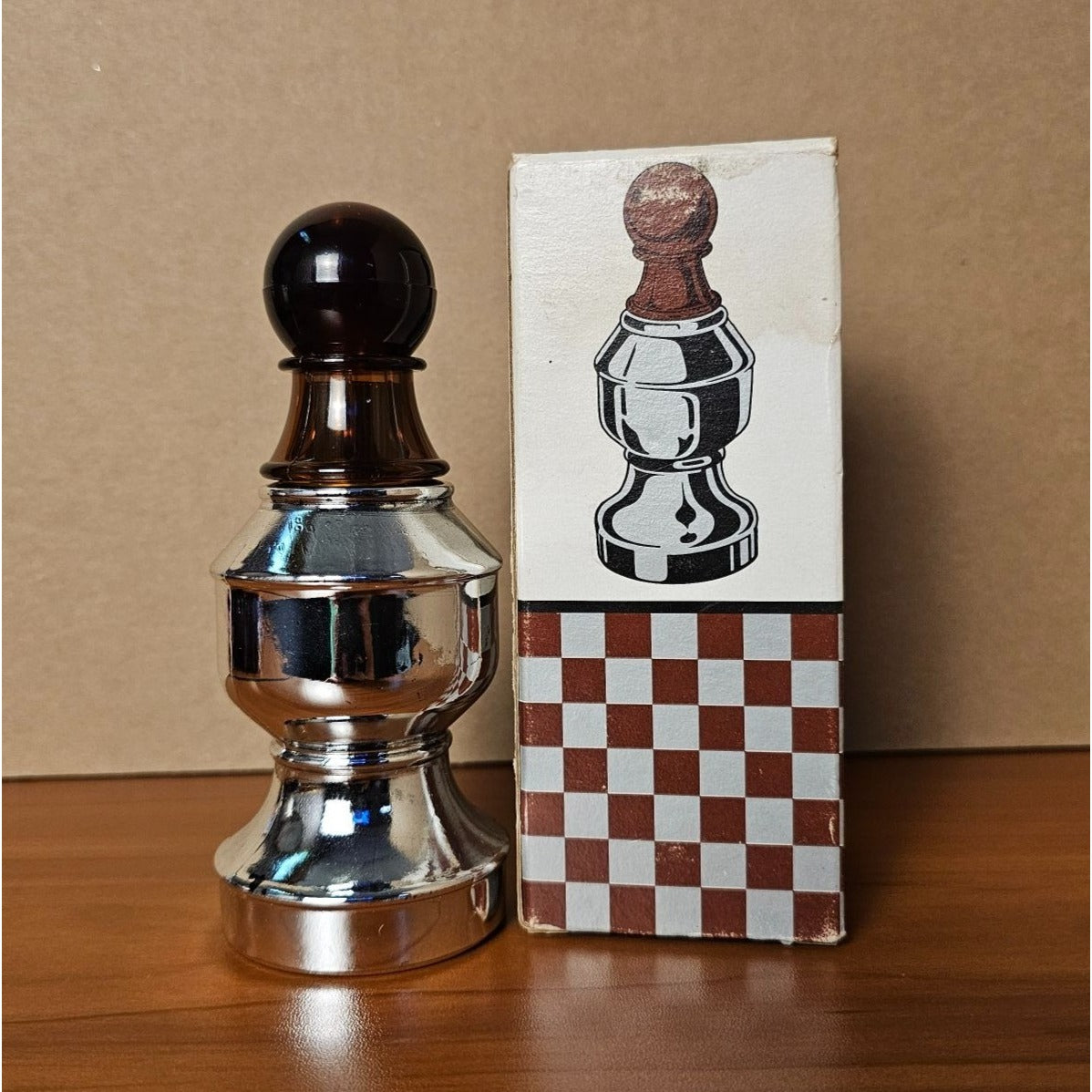 Avon The Pawn II Spicy After Shave Chess Piece Bottle 3 Fl. Oz. Bottle is Full