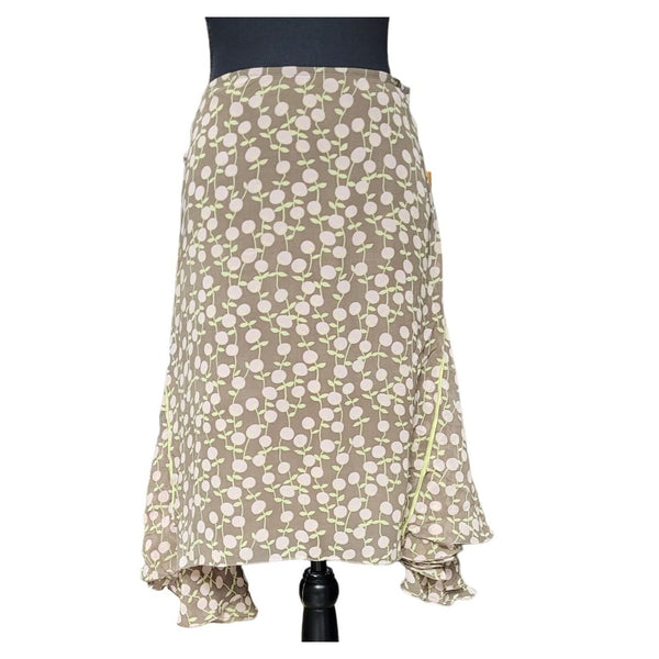 Studio M - Silk Shell, Lightweight Flowy Women's Mid Skirt, Size Small