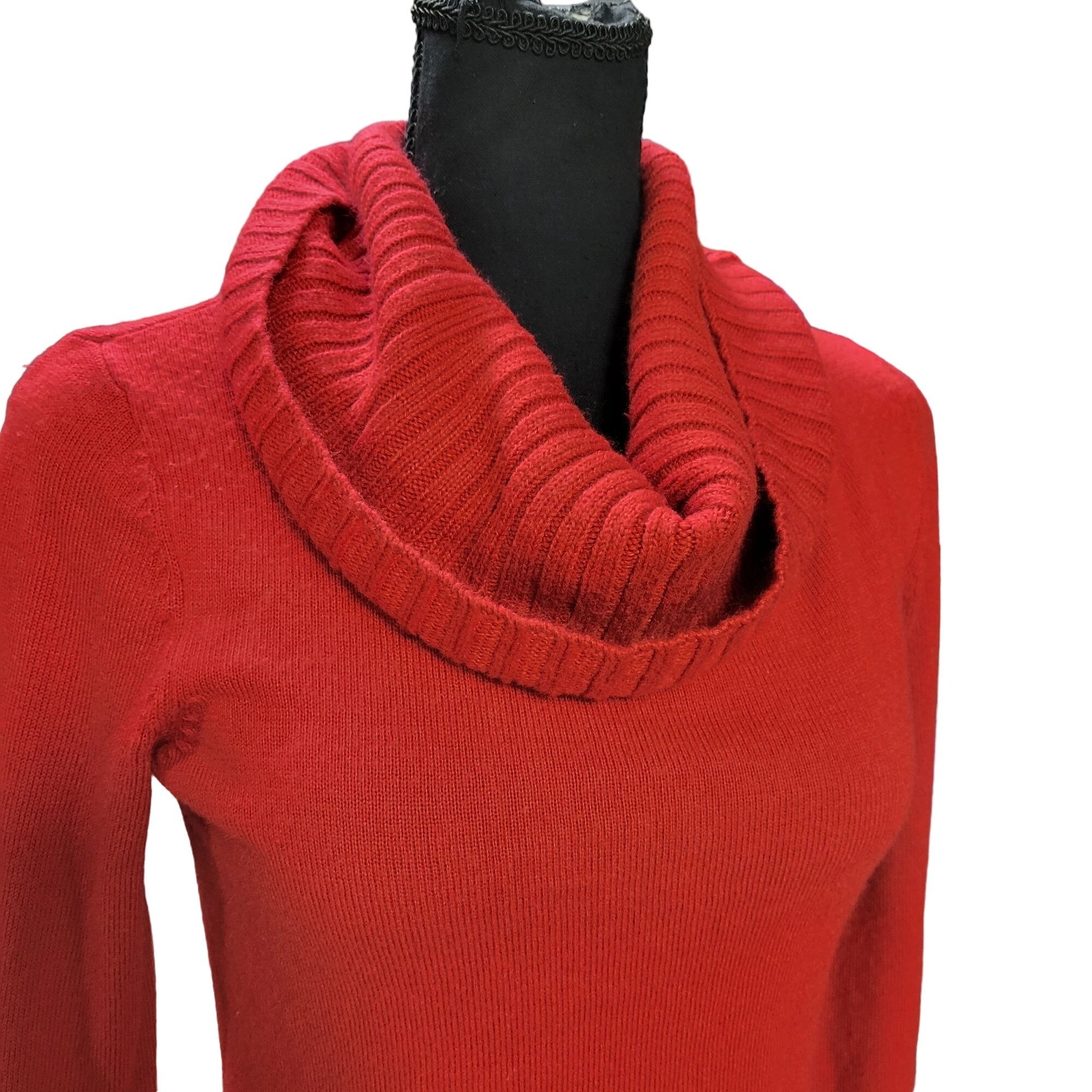 New York & Company Red Long Sleeve, Turtleneck Lightweight Sweater, Size XS